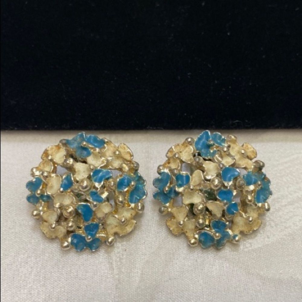 Vintage Silver And Enamel Flower Earrings